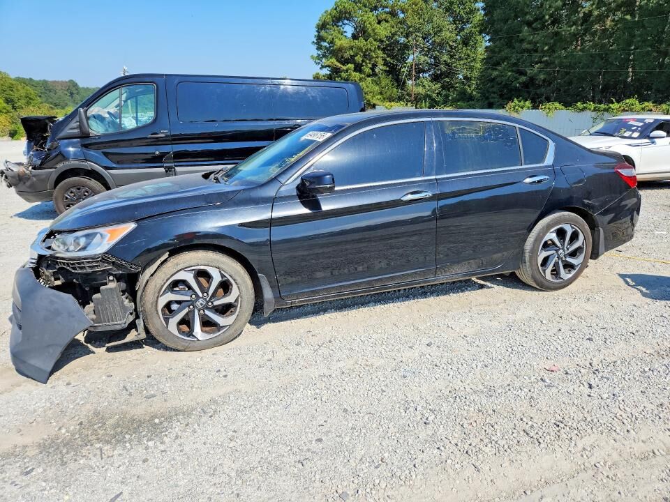 2017 HONDA Accord