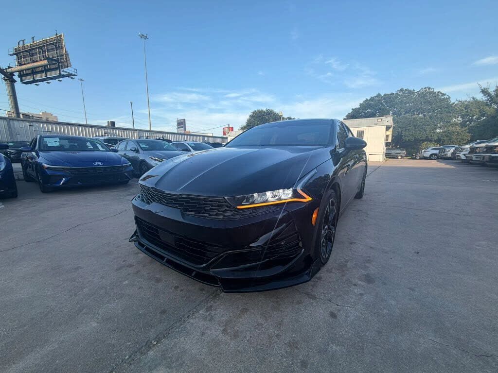 2022 KIA K5