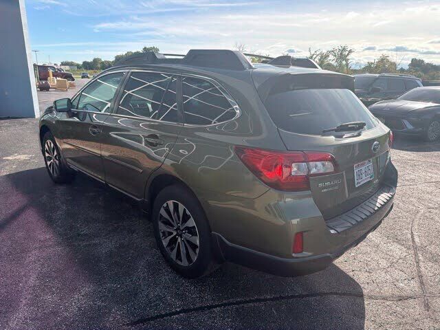 2017 SUBARU Outback