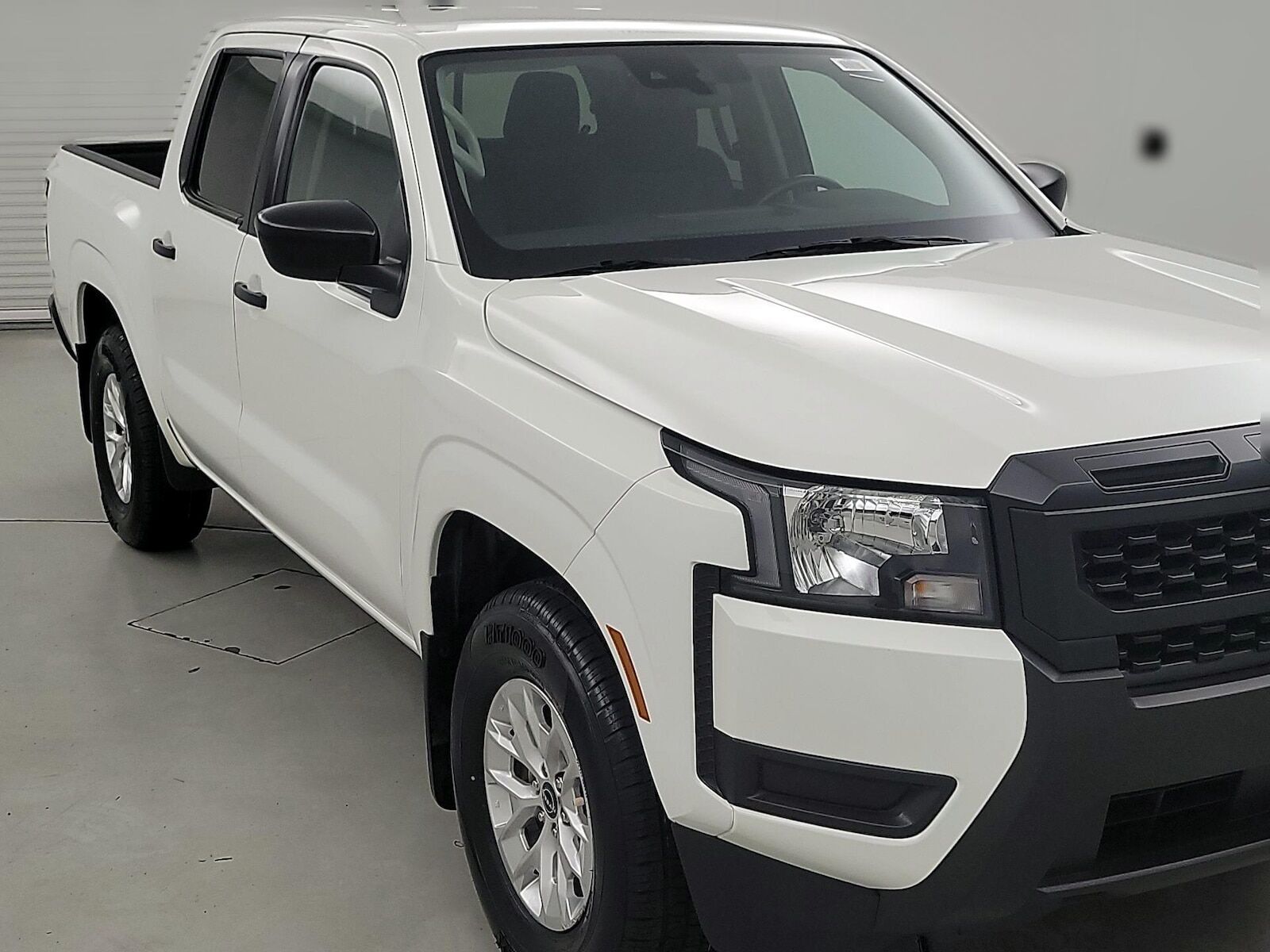 2025 NISSAN Frontier