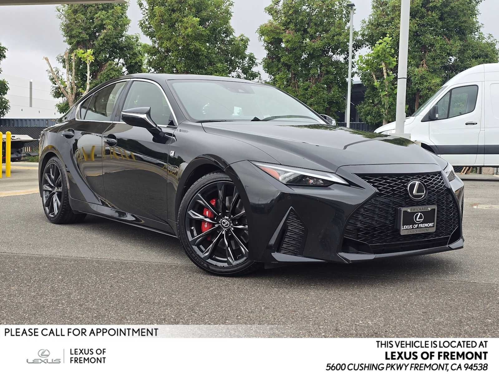 2021 LEXUS IS