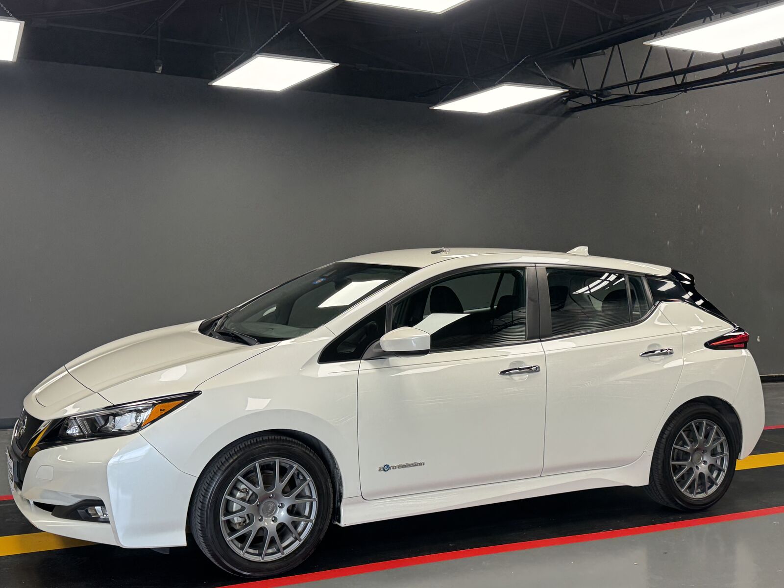 2018 NISSAN Leaf