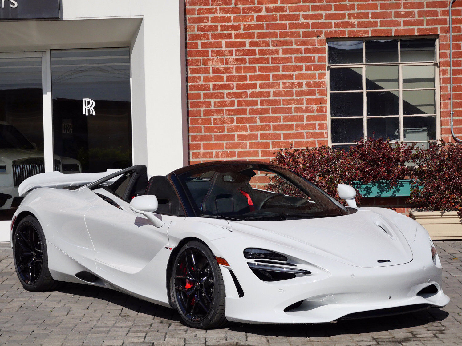 2027 MCLAREN 750S
