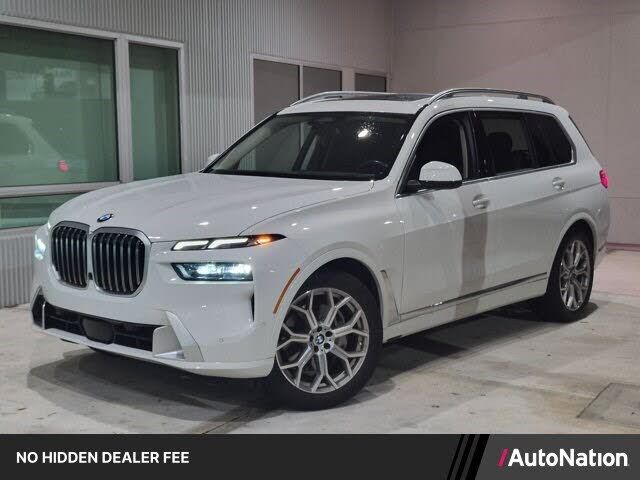 2023 BMW X7