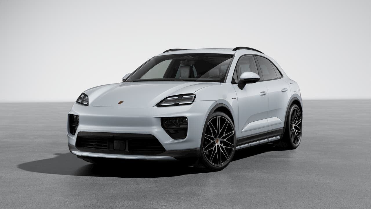 2026 PORSCHE Macan