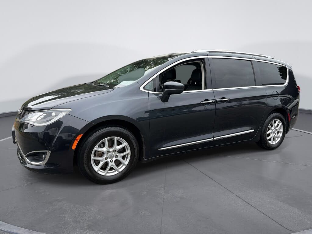 2020 CHRYSLER Pacifica