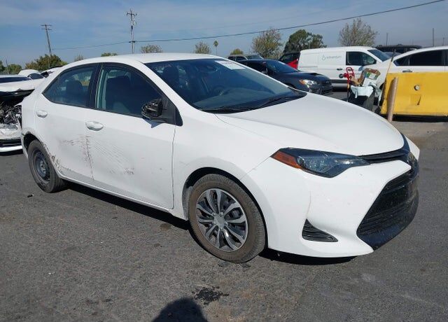 2019 TOYOTA Corolla
