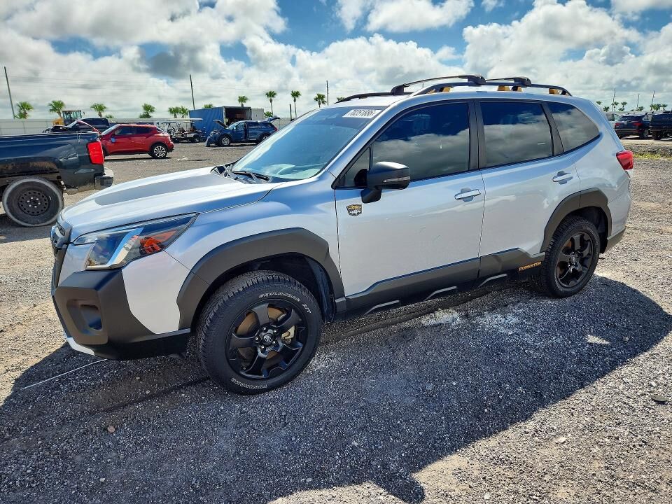 2023 SUBARU Forester