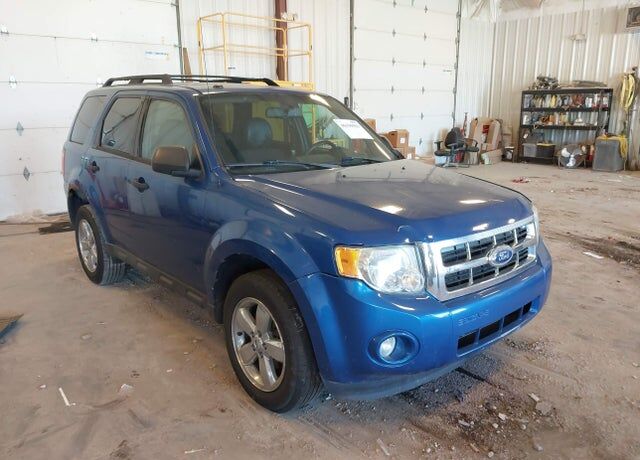 2011 FORD Escape