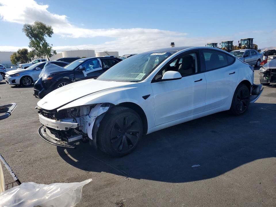 2026 TESLA Model 3
