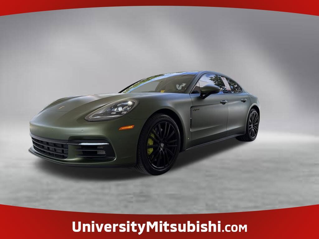 2018 PORSCHE Panamera