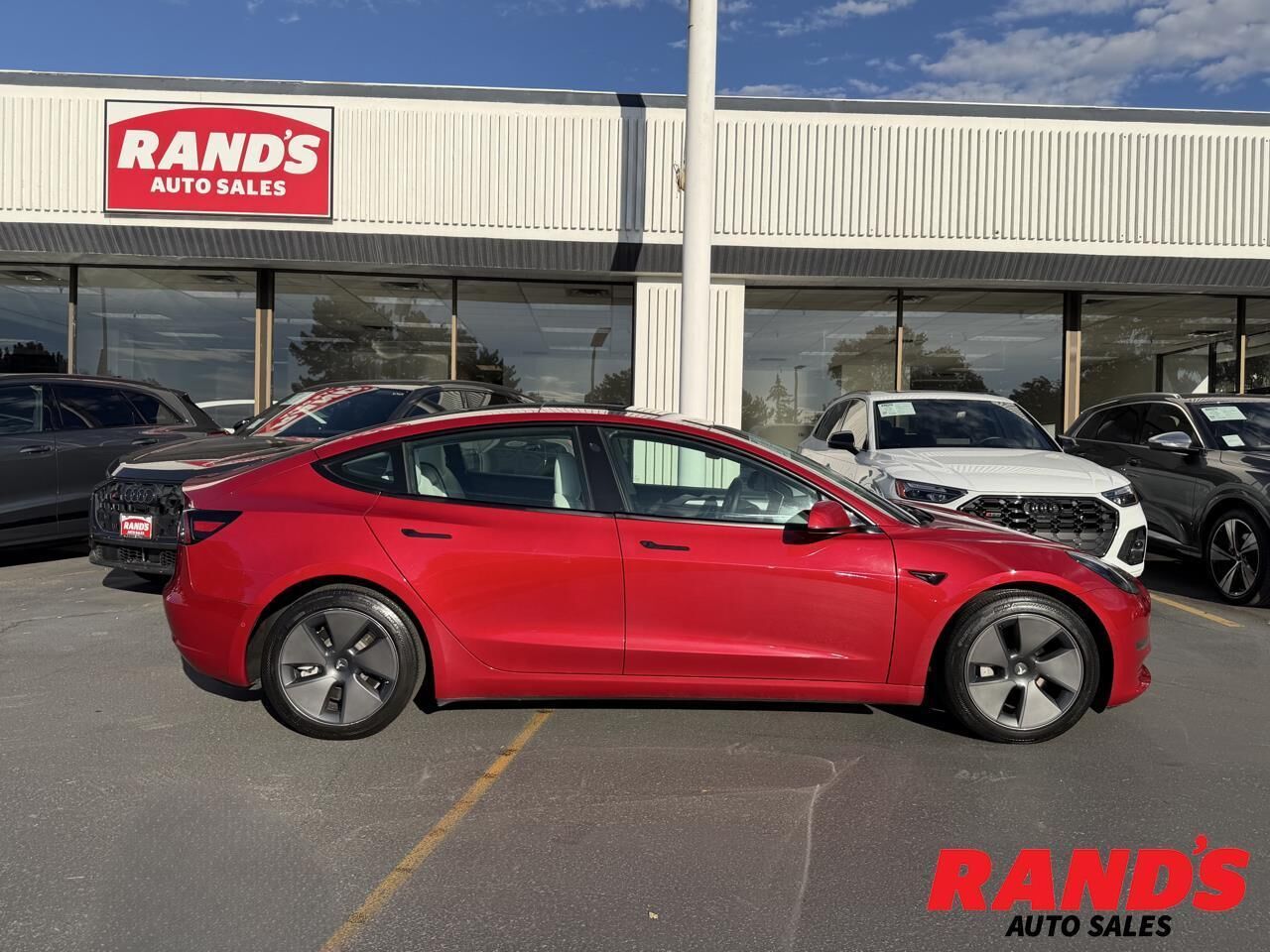 2022 TESLA Model 3