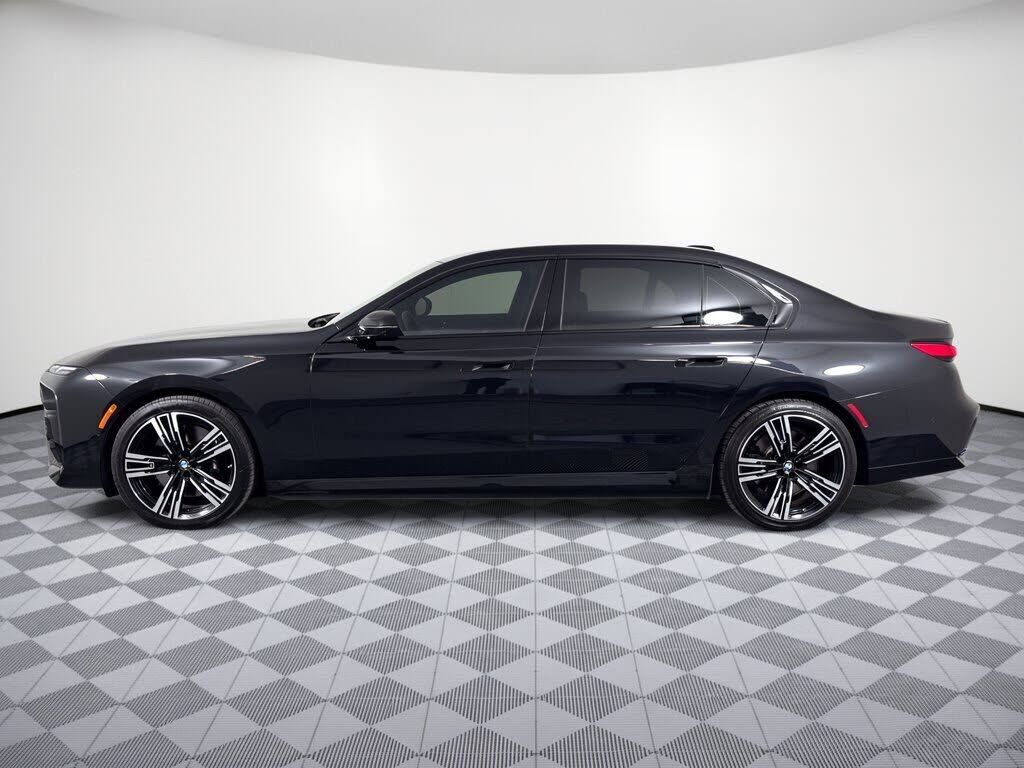 2023 BMW i7