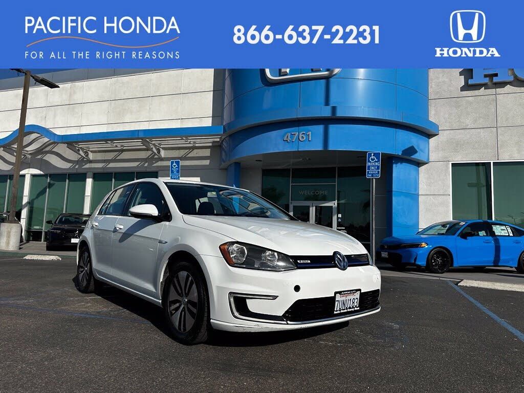2016 VOLKSWAGEN e-Golf