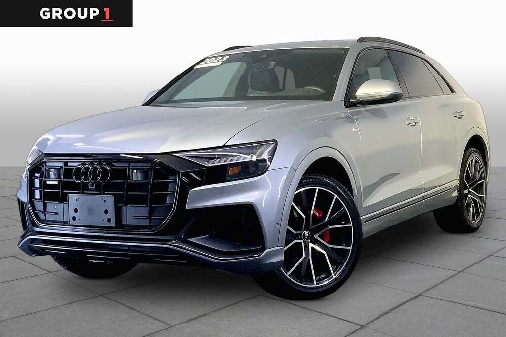 2023 AUDI Q8