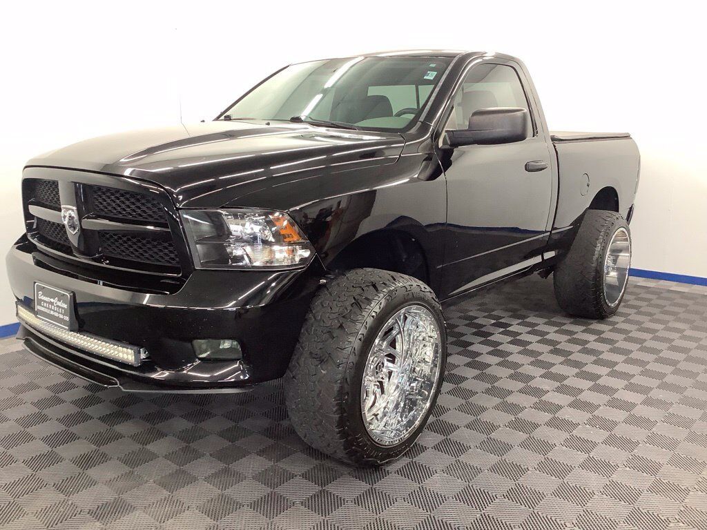 2012 DODGE Ram