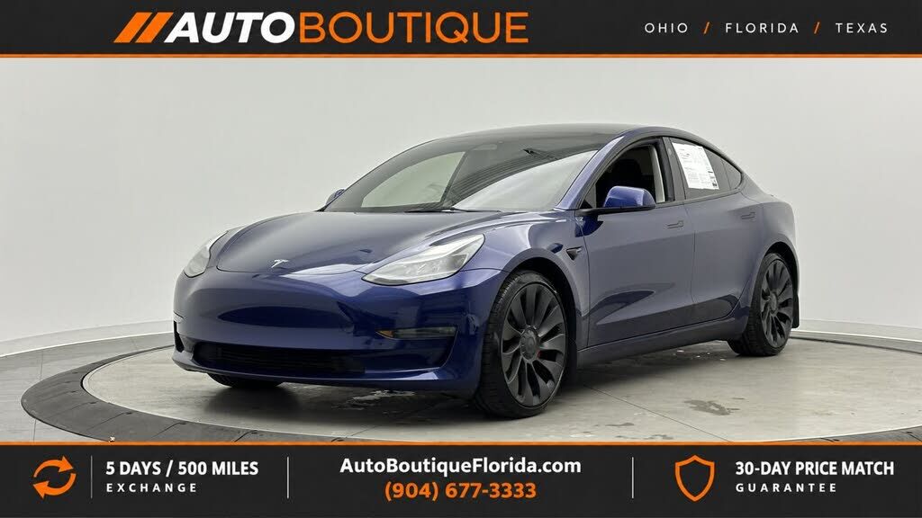 2023 TESLA Model 3