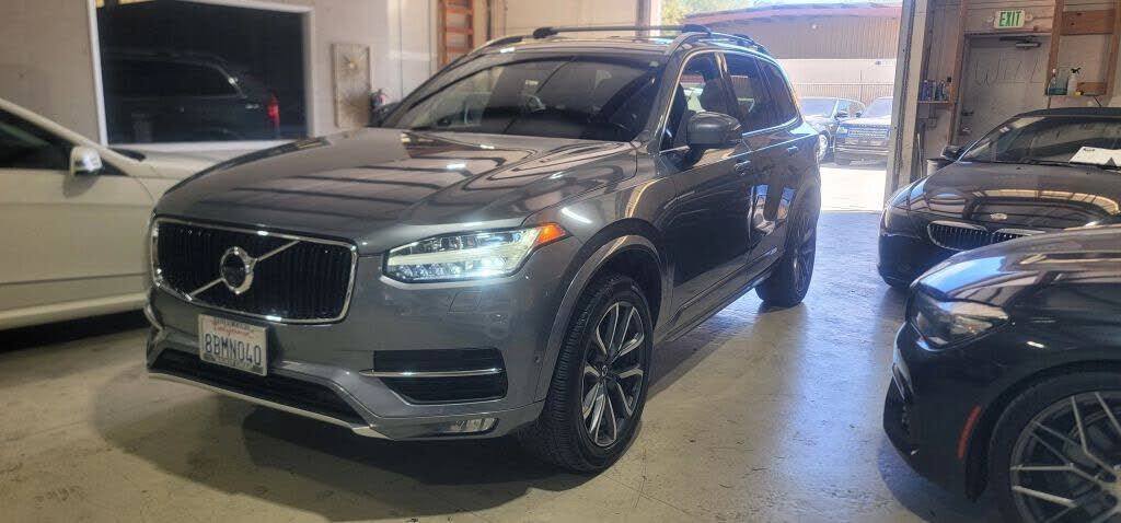 2018 VOLVO XC90