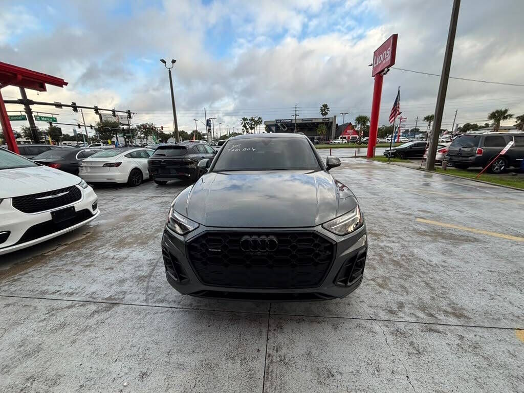 2022 AUDI Q5
