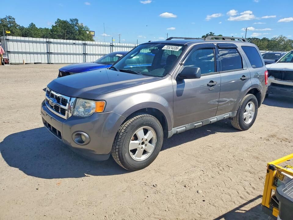 2011 FORD Escape