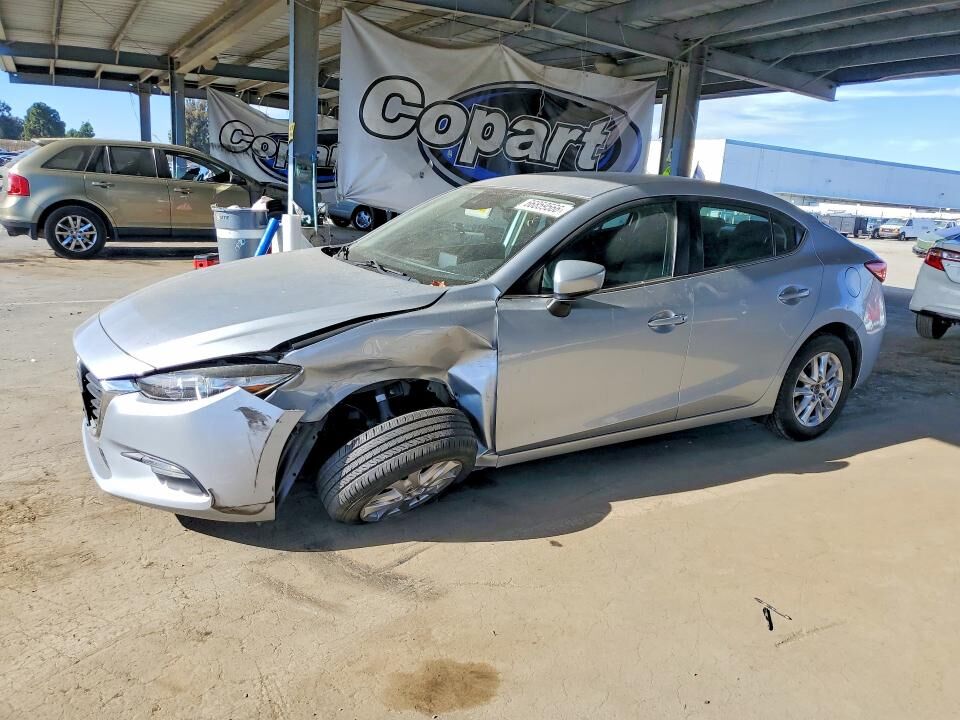 2018 MAZDA Mazda3