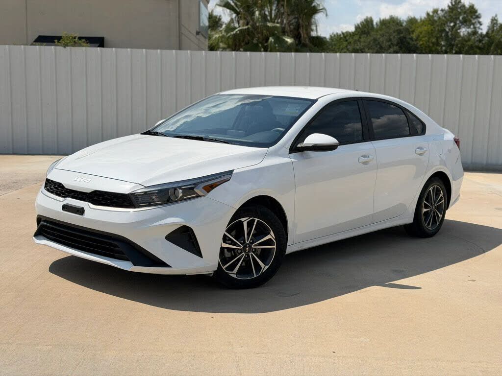 2024 KIA Forte