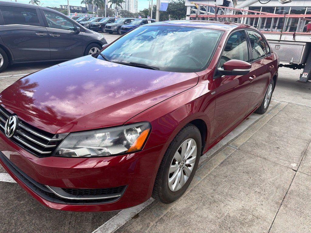 2015 VOLKSWAGEN Passat
