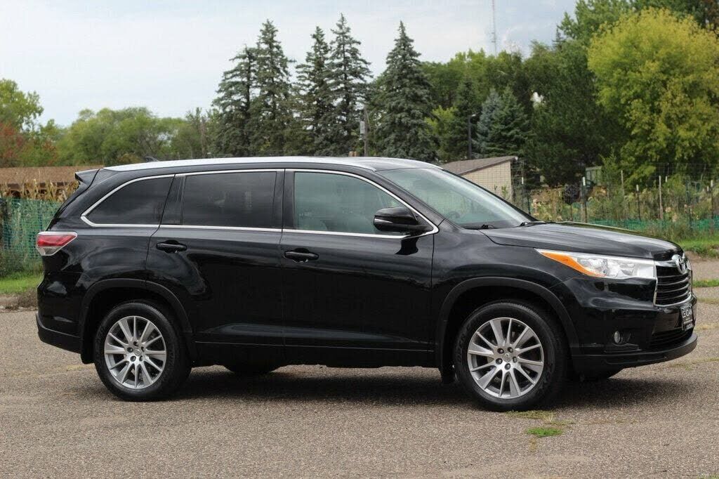 2014 TOYOTA Highlander
