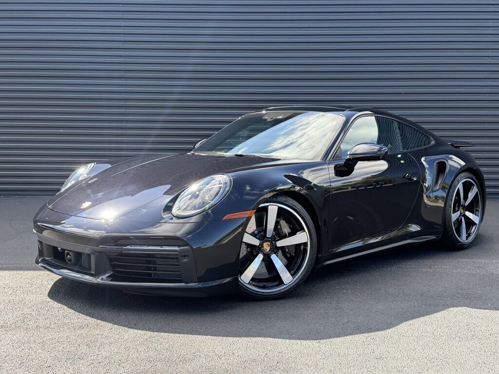 2024 PORSCHE 911