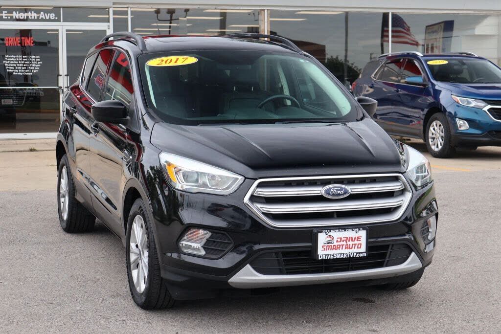 2017 FORD Escape