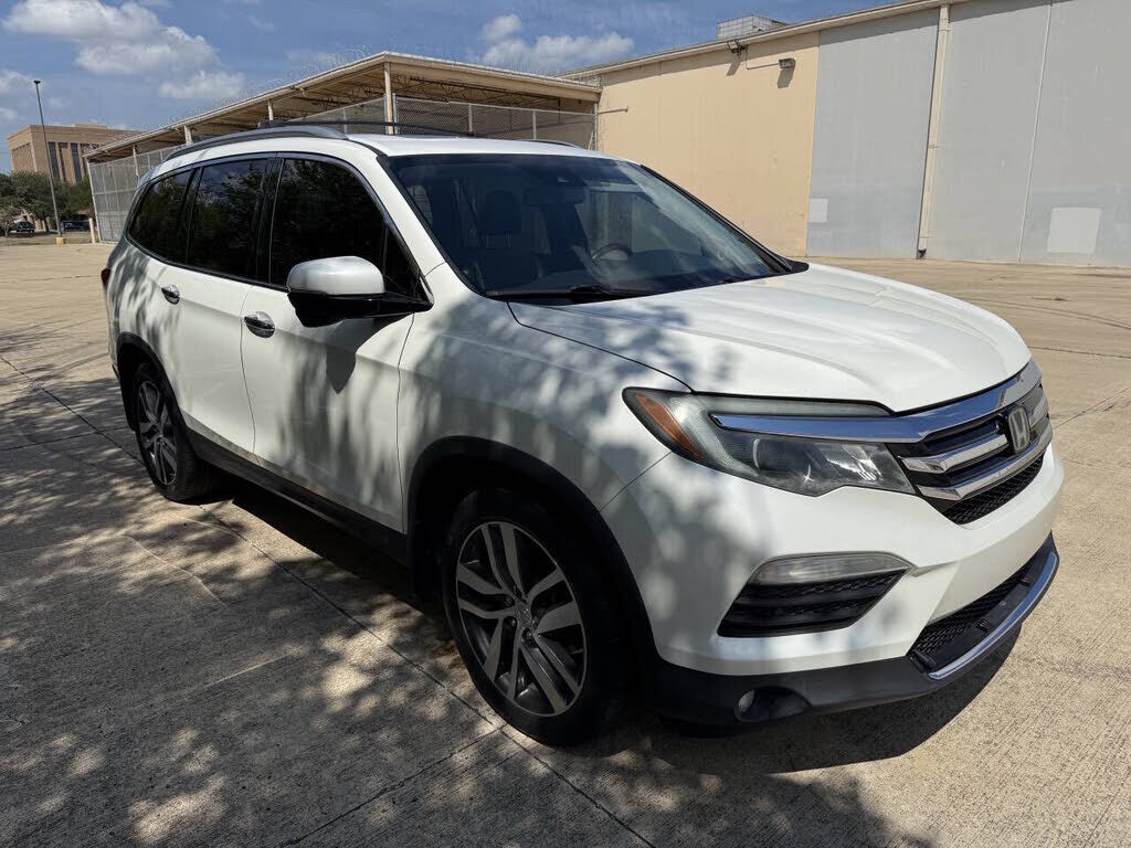 2017 HONDA Pilot