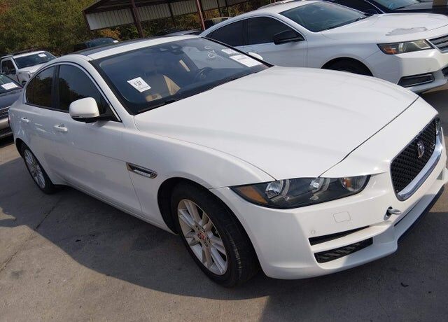 2017 JAGUAR XE