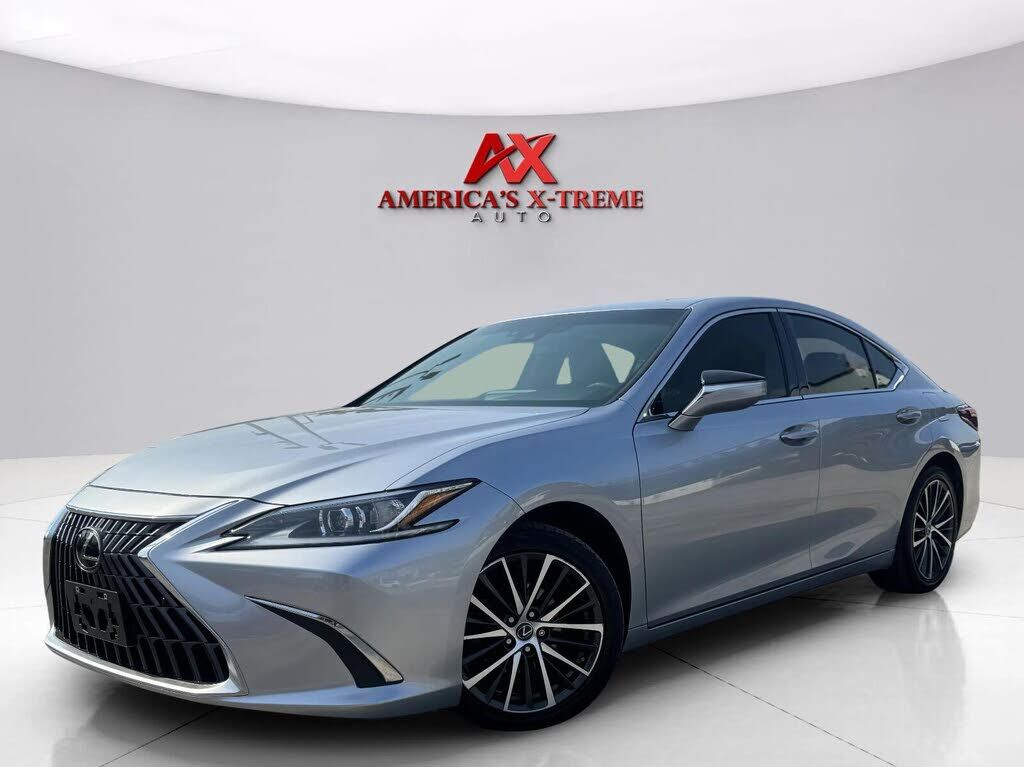 2023 LEXUS ES