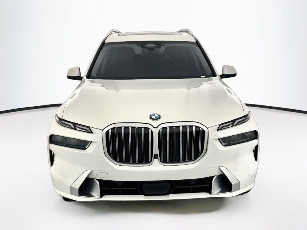 2024 BMW X7