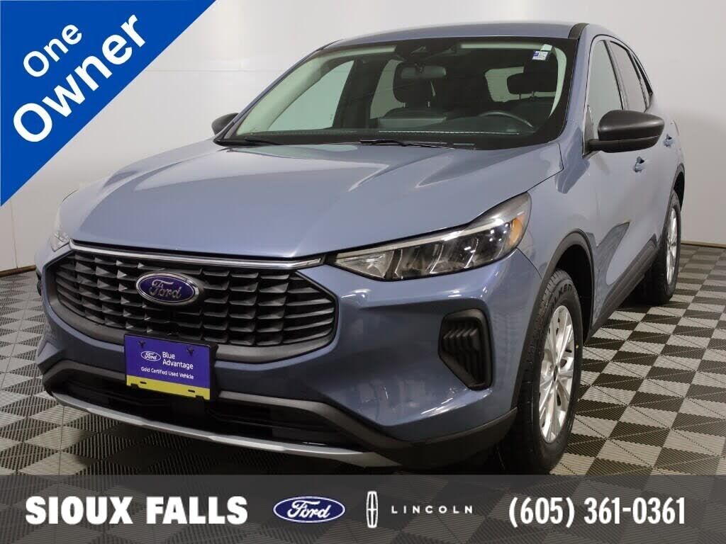 2024 FORD Escape