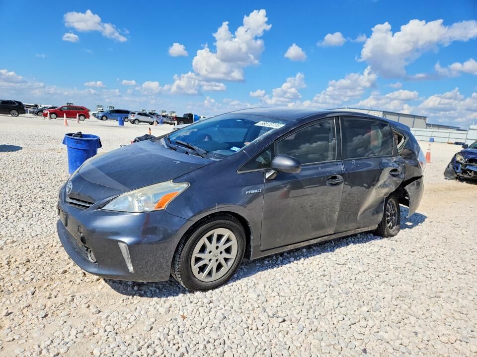 2013 TOYOTA Prius