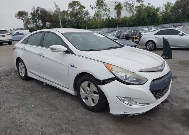 2011 HYUNDAI Sonata