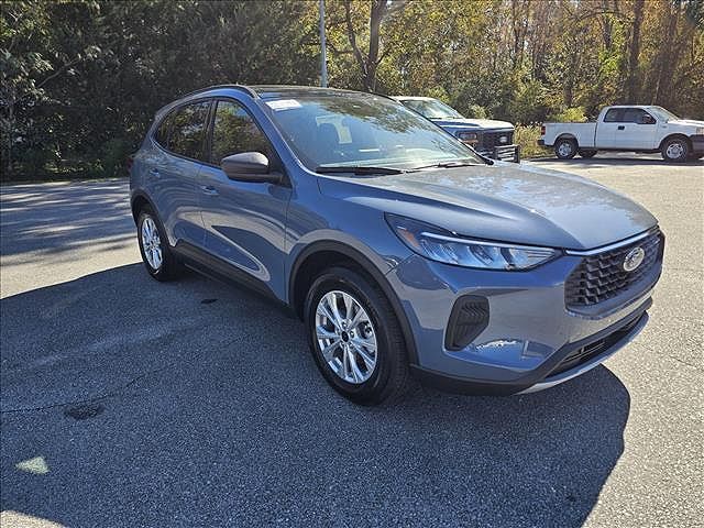 2026 FORD Escape