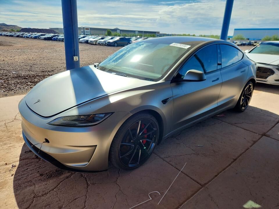 2024 TESLA Model 3