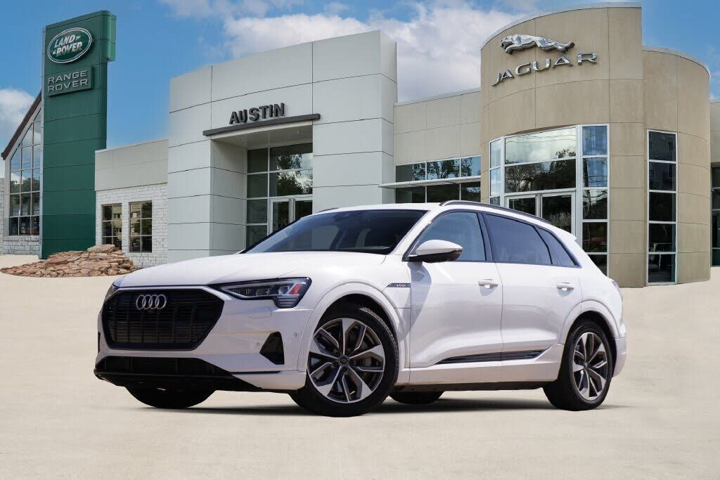 2021 AUDI e-tron