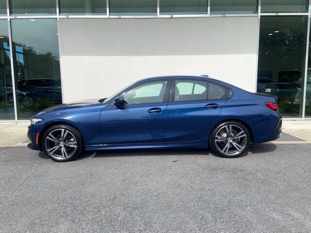 2023 BMW 330i