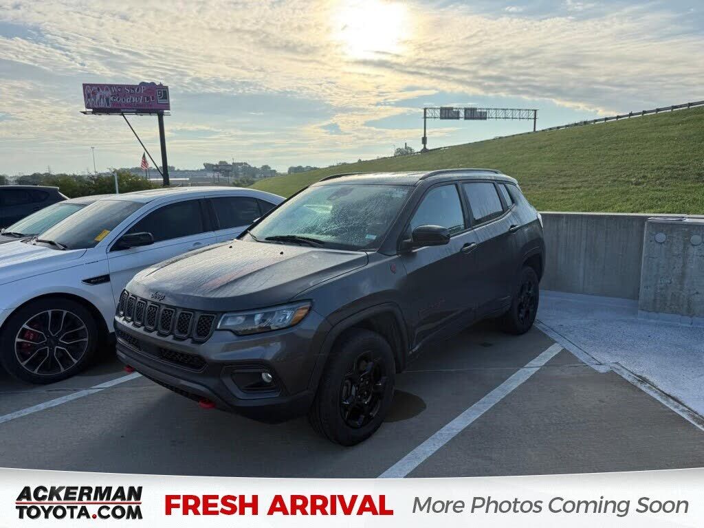2023 JEEP Compass