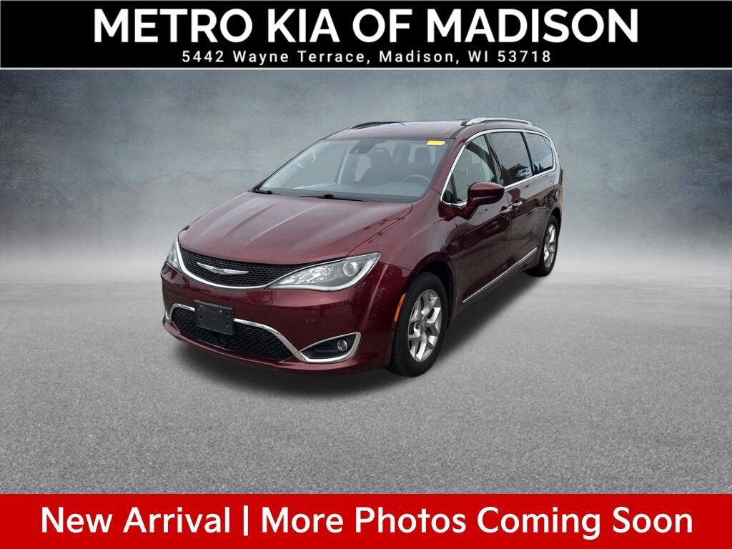 2019 CHRYSLER Pacifica