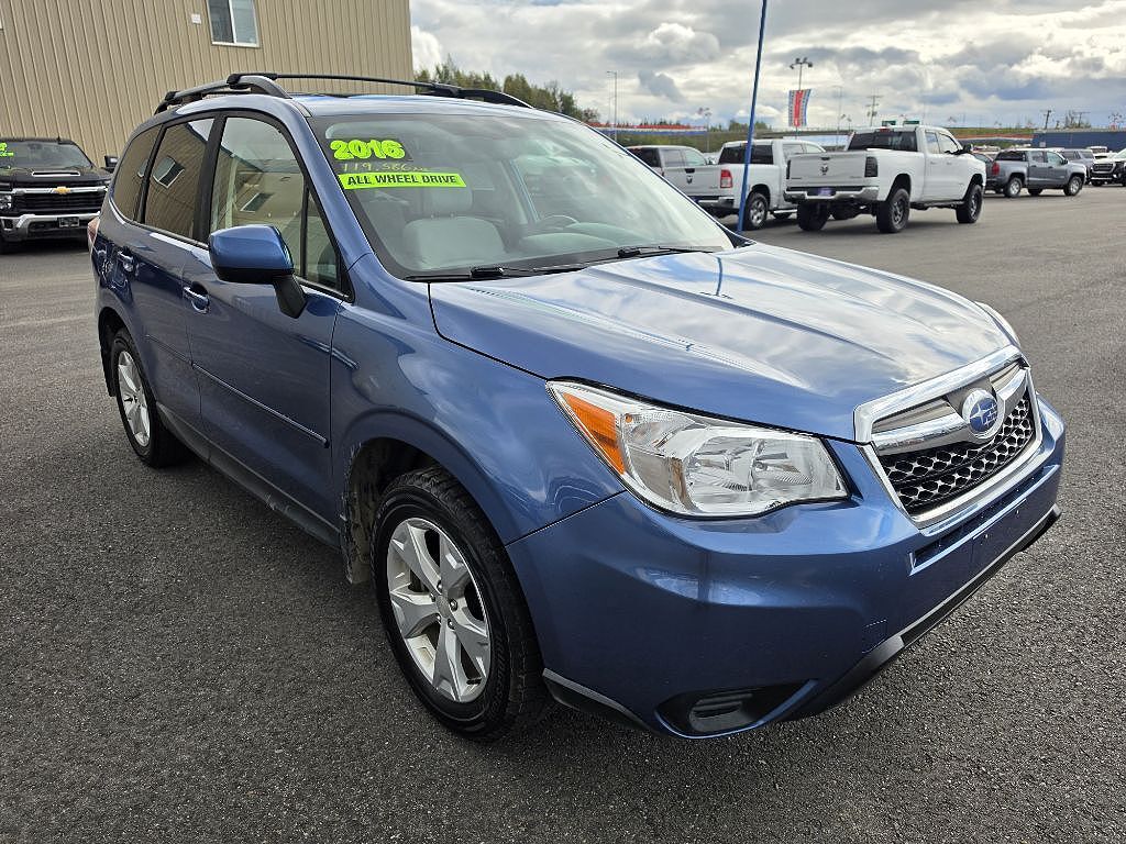 2016 SUBARU Forester