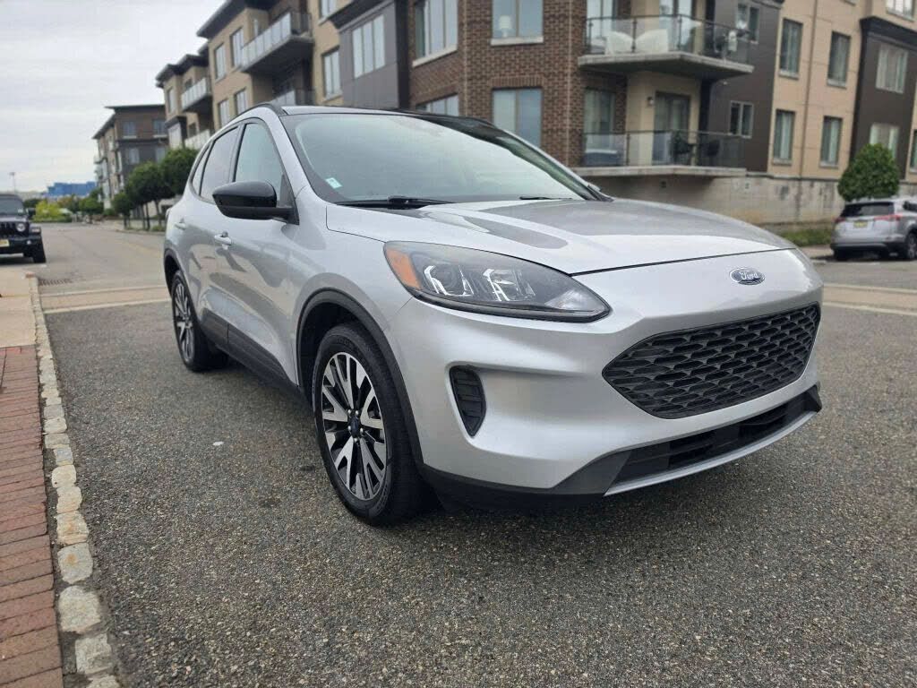 2020 FORD Escape