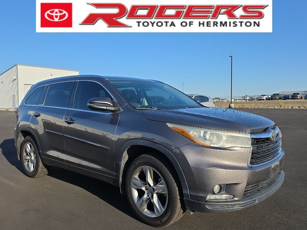 2015 TOYOTA Highlander