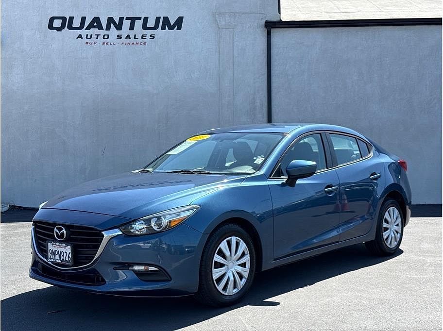 2017 MAZDA Mazda3
