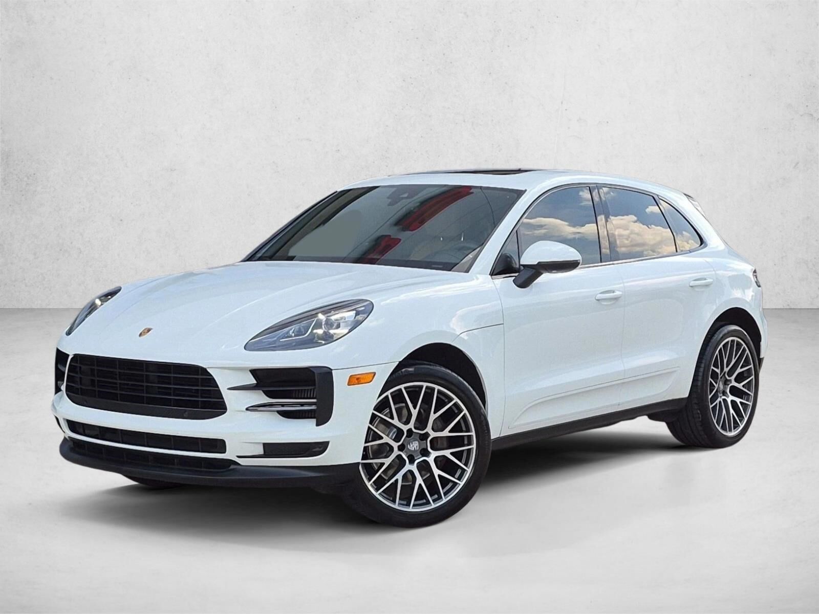 2020 PORSCHE Macan