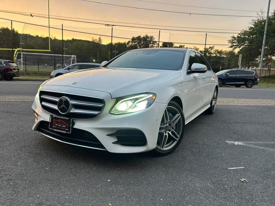 2018 MERCEDES-BENZ E-Class