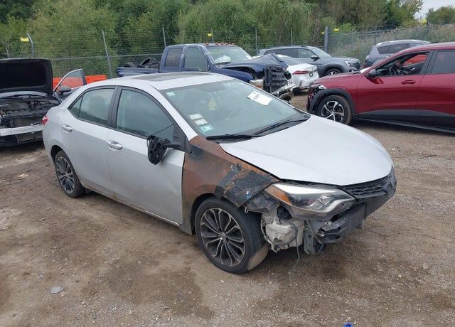 2015 TOYOTA Corolla